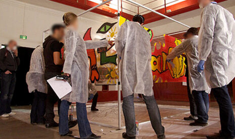 Participants team building Battle Graff