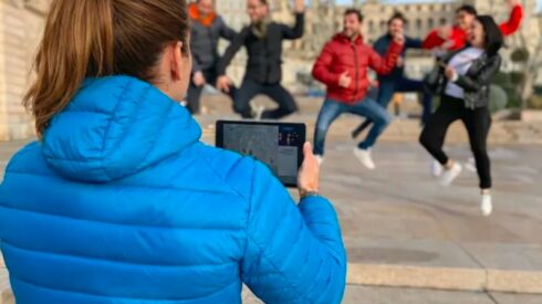 photo atelier rallye tablette urbain team building